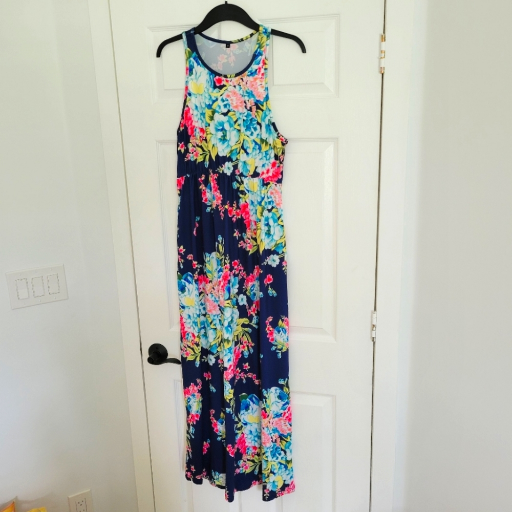 Navy Floral Maxi Dress Size Medium NWOT